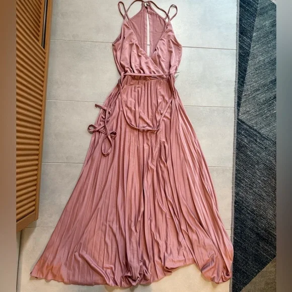 ASOS Elegant Pink Maxi Dress - Picture 2 of 5